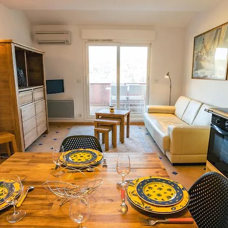 Apartment Bel Appartement, Terrasse, Piscine, Vue Sur Golf