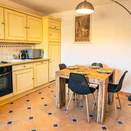 Bel Appartement, Terrasse, Piscine, Vue Sur Golf Appartement *